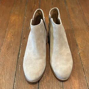 Antonio Melani Short Suede Boots size 7 never worn
